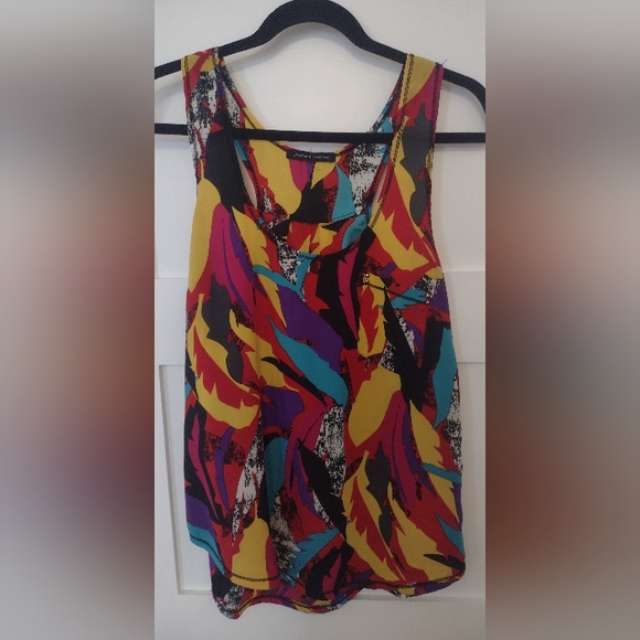 Urban Behavior Women's Tank - Picture 2 of 3